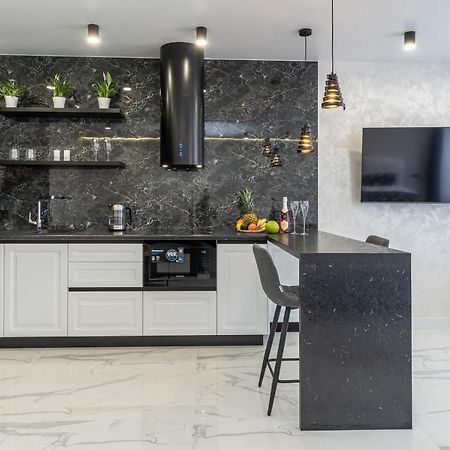 Лучшие Апартаменты На 2 Этаже В Жк Seven Kiev Exteriör bild