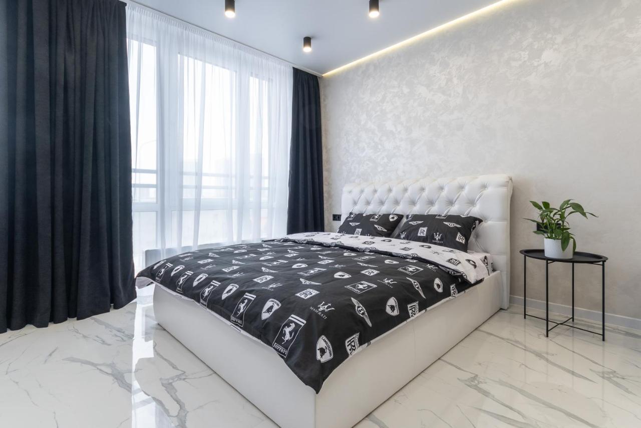 Лучшие Апартаменты На 2 Этаже В Жк Seven Kiev Exteriör bild