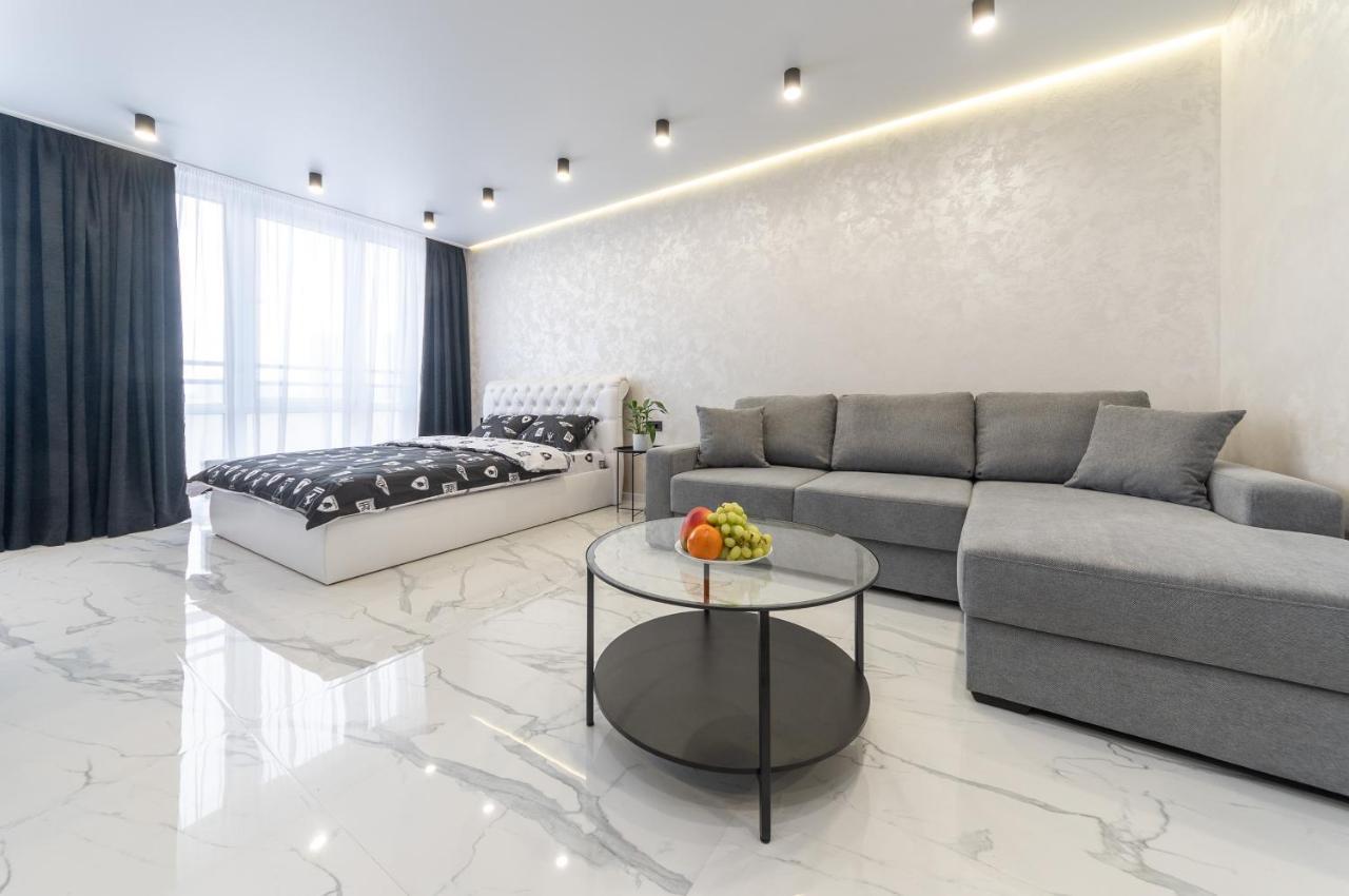 Лучшие Апартаменты На 2 Этаже В Жк Seven Kiev Exteriör bild