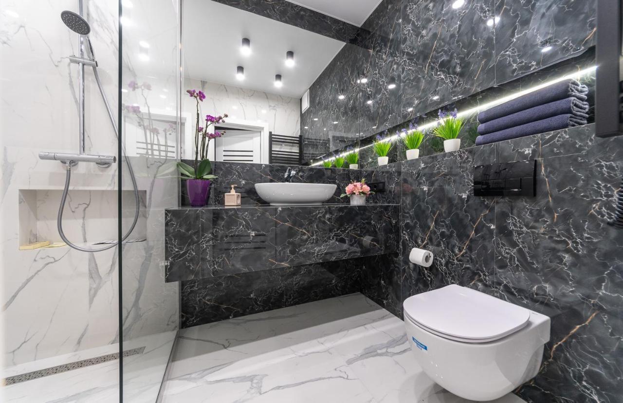 Лучшие Апартаменты На 2 Этаже В Жк Seven Kiev Exteriör bild