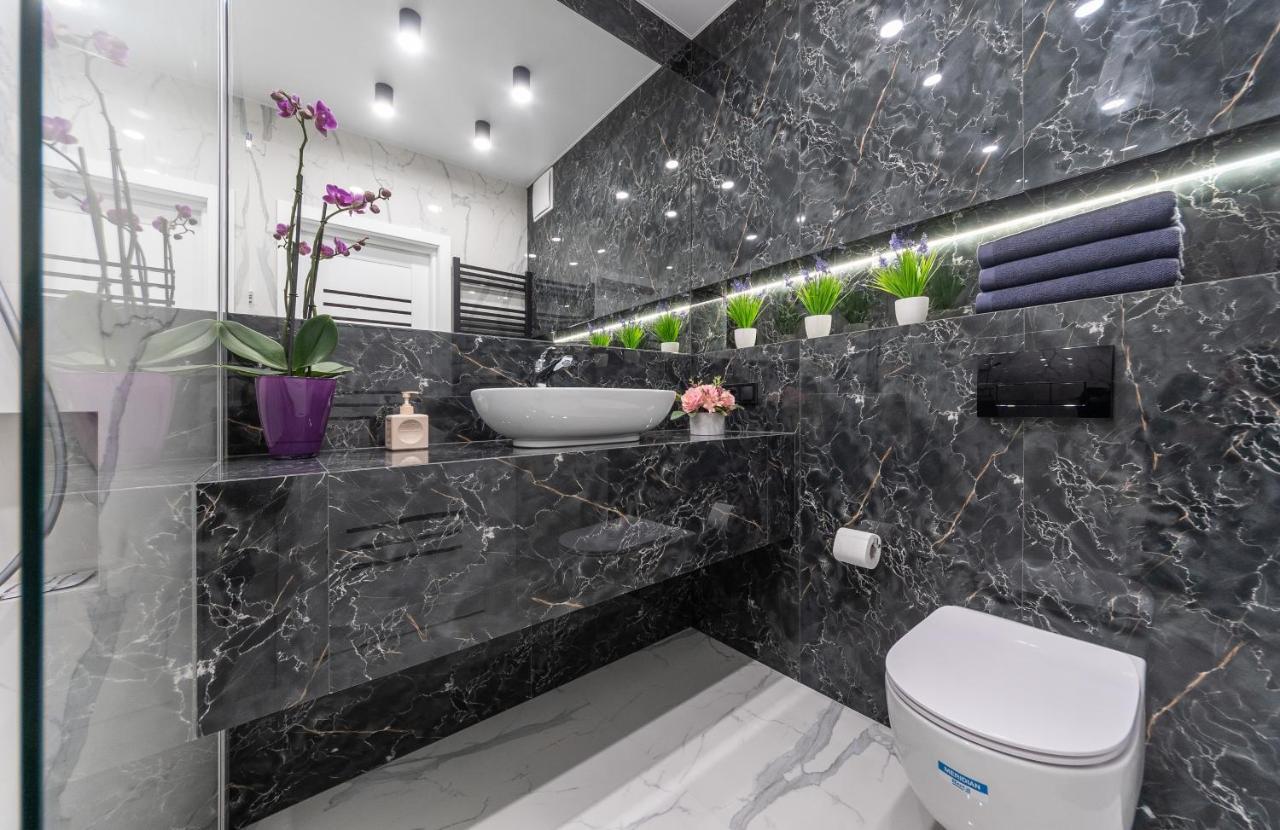 Лучшие Апартаменты На 2 Этаже В Жк Seven Kiev Exteriör bild